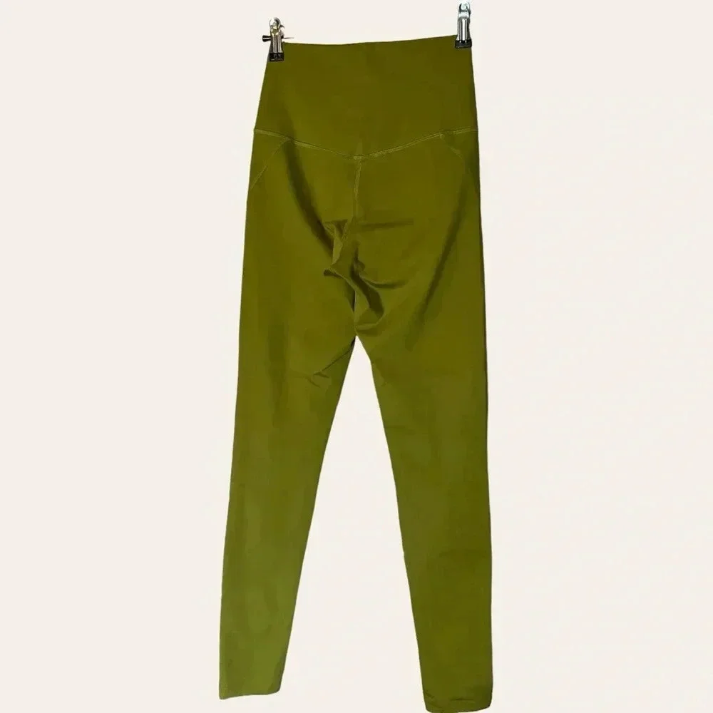 Girlfriend Collective high waist compressive leggings in Ivy - XS 28.5” length - Picture 8 of 8